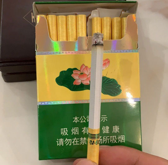 荷花钻石香烟(荷花钻石香烟价格表)